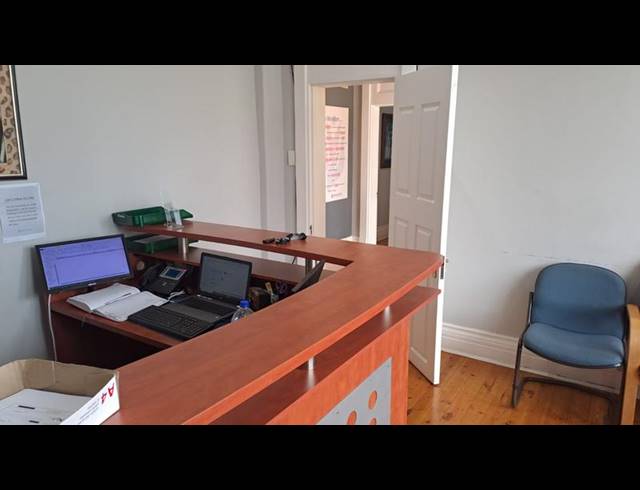 BUSINESS PROPERTY TO RENT IN MILL PARK